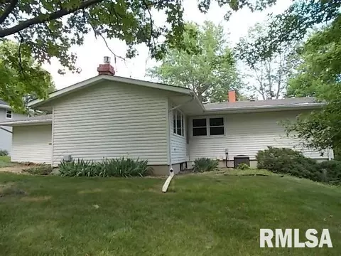 1424 Debbie Ln, Macomb, IL 61455 photo 24