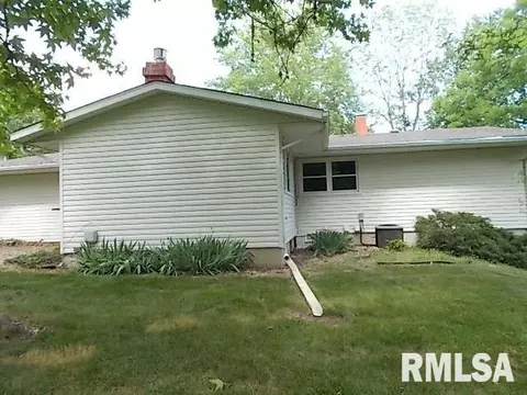 1424 Debbie Ln, Macomb, IL 61455 photo 23