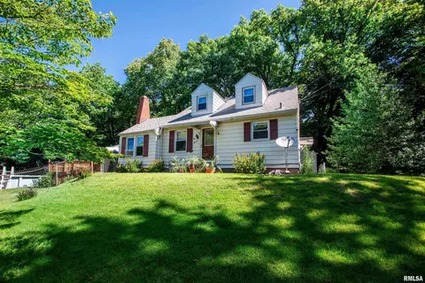 400 Prospect Ave, East Peoria, IL 61611