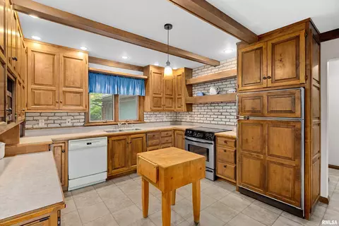 Kitchen - 504 N 3rd St, Roanoke, IL 61561 photo 1 of 3
