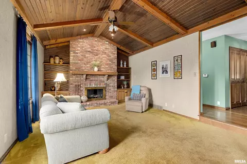 Living - 504 N 3rd St, Roanoke, IL 61561 photo 2 of 3