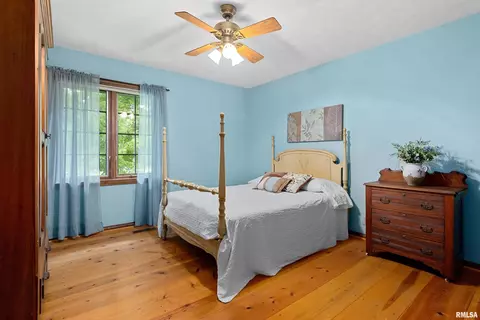 Bedroom - 504 N 3rd St, Roanoke, IL 61561 photo 3 of 3