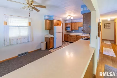 6312 E Glendale Ave, Chillicothe, IL 61523 photo 7