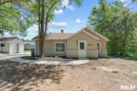 1914 E Minnesota St, Peoria, IL 61614