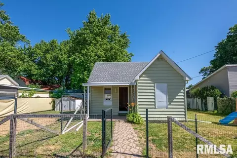 310 E Fulton St, Cuba, IL 61427