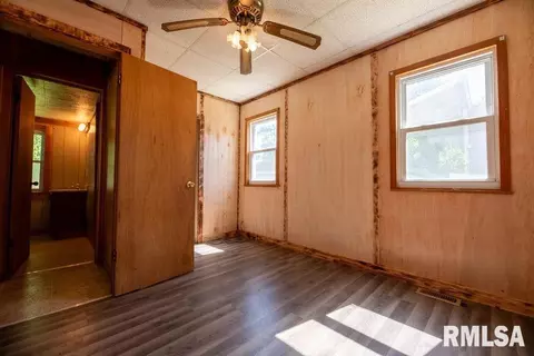 310 E Fulton St, Cuba, IL 61427 photo 23