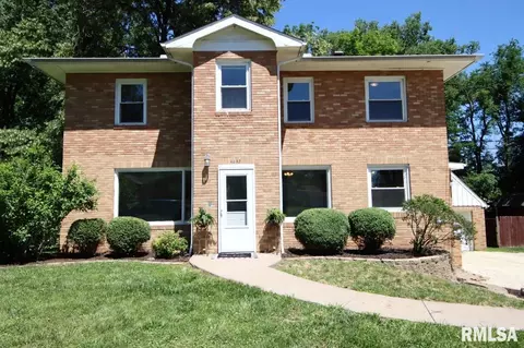 1615 E Terrace View Ln, Peoria Heights, IL 61616
