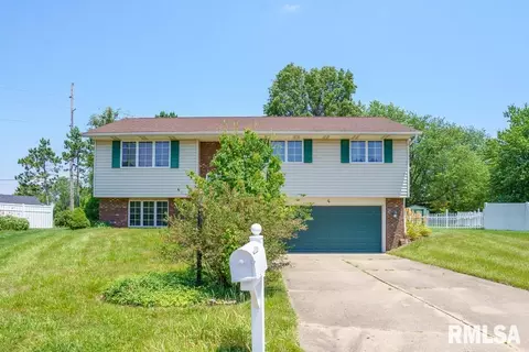 4 Northfield Ct, East Peoria, IL 61611