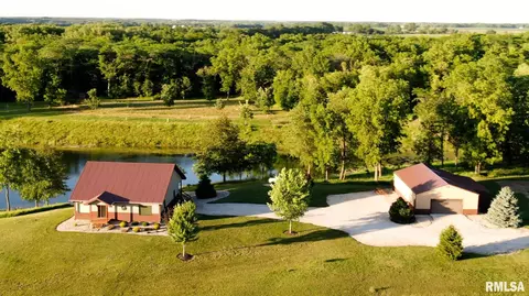 1409 Knox Rd 300 N, Maquon, IL 61458