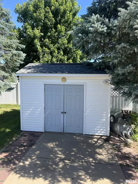 Other - 1535 E Myrtle St, Canton, IL 61520 photo 2 of 2