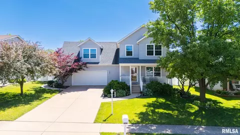 10528 N Churchill Dr, Peoria, IL 61615