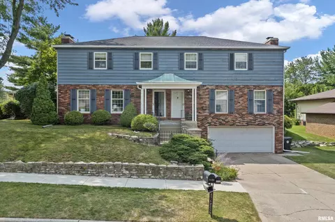 7405-7407 N Patton Ln, Peoria, IL 61614