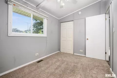 203 E Glendale St, Manito, IL 61546 photo 23