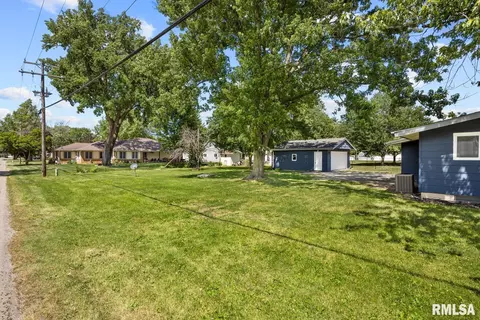 203 E Glendale St, Manito, IL 61546 photo 37