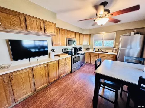 287 Jana Rd, Macomb, IL 61455 photo 5
