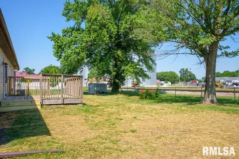 610 E 3rd St, Glasford, IL 61533 photo 27