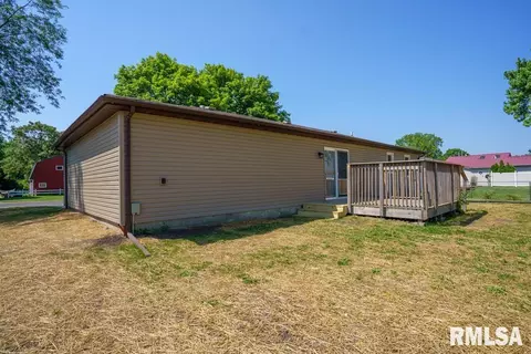 610 E 3rd St, Glasford, IL 61533 photo 23