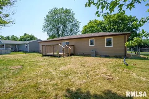 610 E 3rd St, Glasford, IL 61533 photo 25
