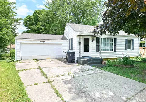 245 Haffner Blvd, Canton, IL 61520