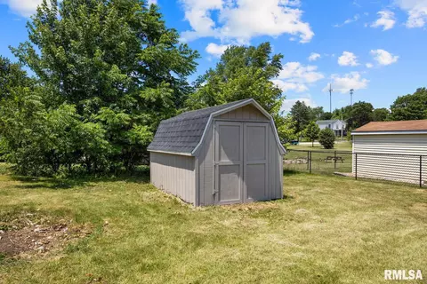 619 E Locust St, Metamora, IL 61548 photo 38
