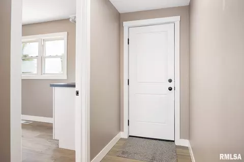 619 E Locust St, Metamora, IL 61548 photo 5