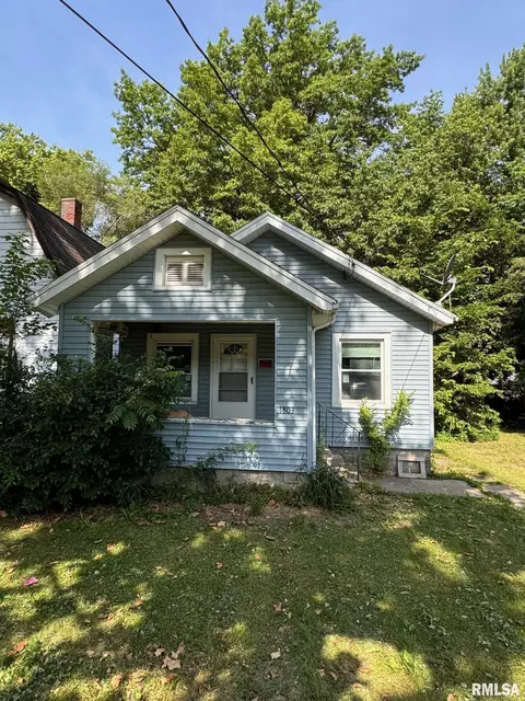 1803 N Broadway St, Peoria, IL 61604