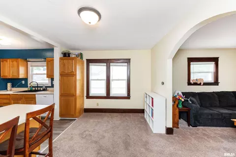 806 Kingsley St, Normal, IL 61761 photo 15