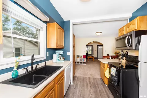 806 Kingsley St, Normal, IL 61761 photo 20