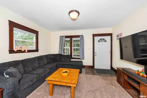 806 Kingsley St, Normal, IL 61761 photo 7
