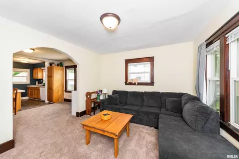 806 Kingsley St, Normal, IL 61761 photo 9