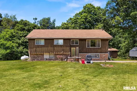 730 High Point Ln, East Peoria, IL 61611