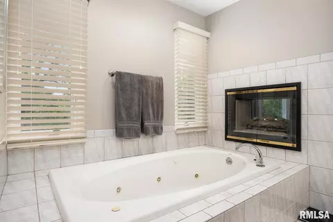 12821 N Georgetowne Rd, Dunlap, IL 61525 photo 27