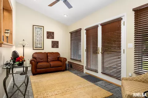 12821 N Georgetowne Rd, Dunlap, IL 61525 photo 17