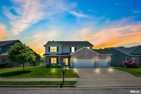 10856 N Glenfield Dr, Dunlap, IL 61525