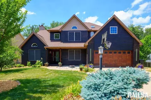 3626 W Chartwell Rd, Peoria, IL 61614