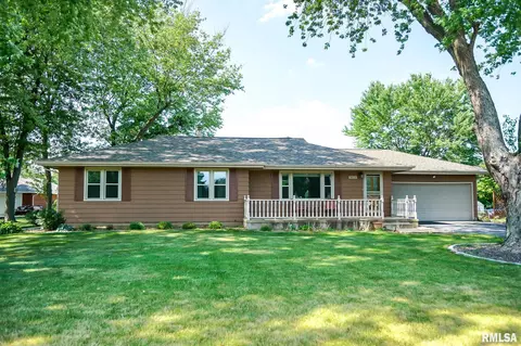 5123 E Rome Rd, Chillicothe, IL 61523