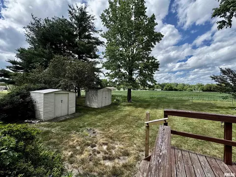 118 James Dr, Macomb, IL 61455 photo 16