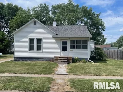 814 W Jefferson St, Macomb, IL 61455