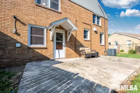 421 E Monroe St, Morton, IL 61550 photo 5