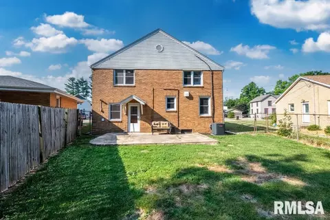 421 E Monroe St, Morton, IL 61550 photo 3