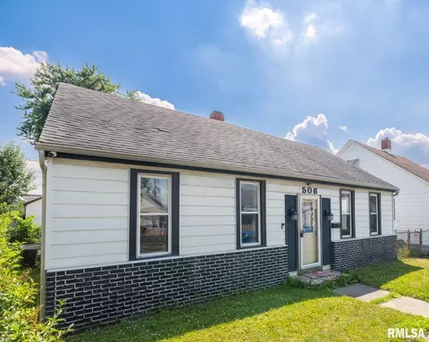506 Catherine St, Pekin, IL 61554