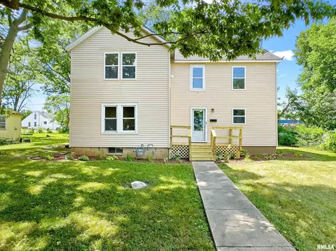 515 N 3rd St, Chillicothe, IL 61523
