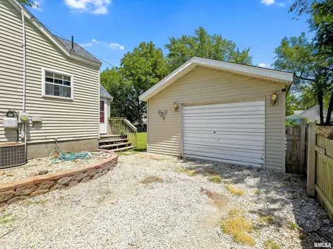 210 Albert St, Washington, IL 61571 photo 24