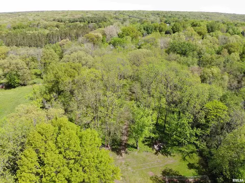 View/Area - 2060 W Adams Rd, Macomb, IL 61455 photo 2 of 2