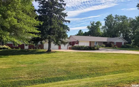 15414 Woodrow Rd, Green Valley, IL 61534