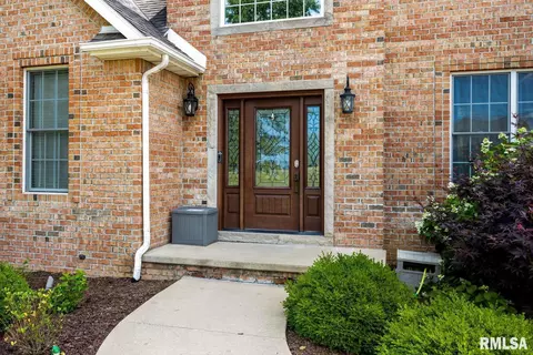2202 W Pinnacle Dr, Dunlap, IL 61525 photo 4