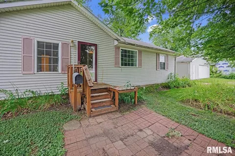 Exterior - 302 S Main St, Lacon, IL 61540 photo 1 of 10