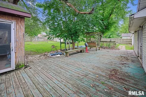 Exterior - 302 S Main St, Lacon, IL 61540 photo 3 of 10