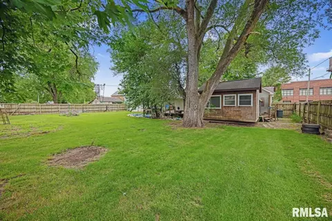 Exterior - 302 S Main St, Lacon, IL 61540 photo 5 of 10