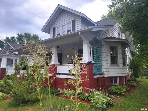 608 Elm St, Canton, IL 61520 photo 5